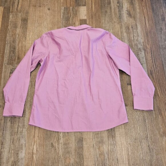 Eddie Bauer Women Size 6 Pastel Purple Wrinkle Resistant Cotton Button Up Shirt - Picture 5 of 5